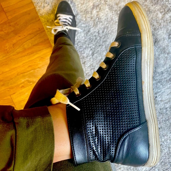 DONATED / Calvin Klein Jeans black Hi-Top sneakers sz 8.5 - Picture 3 of 12